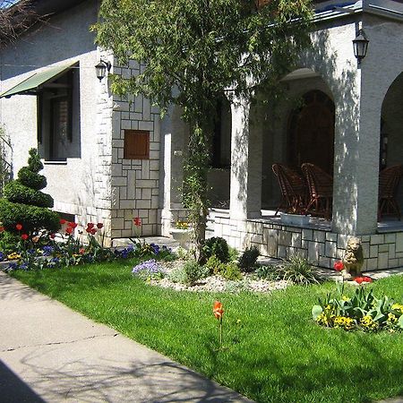 Domacinstvo Opavski Backi Petrovac Ngoại thất bức ảnh
