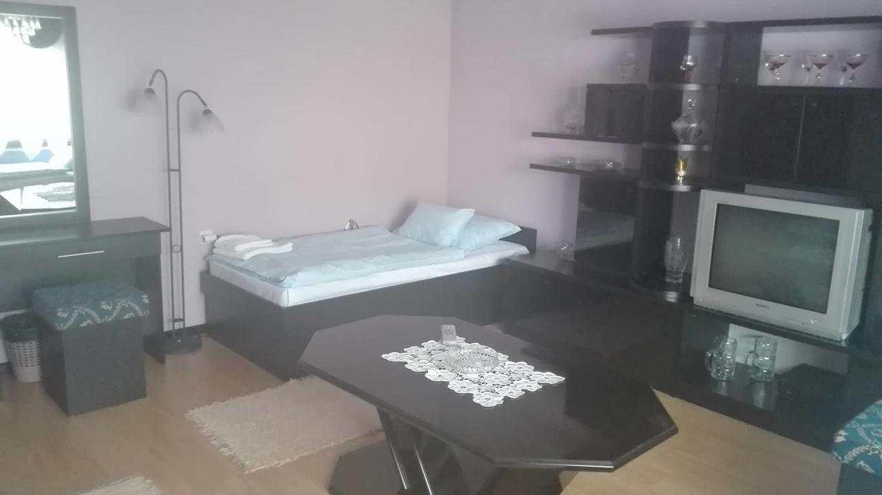 Domacinstvo Opavski Backi Petrovac Ngoại thất bức ảnh