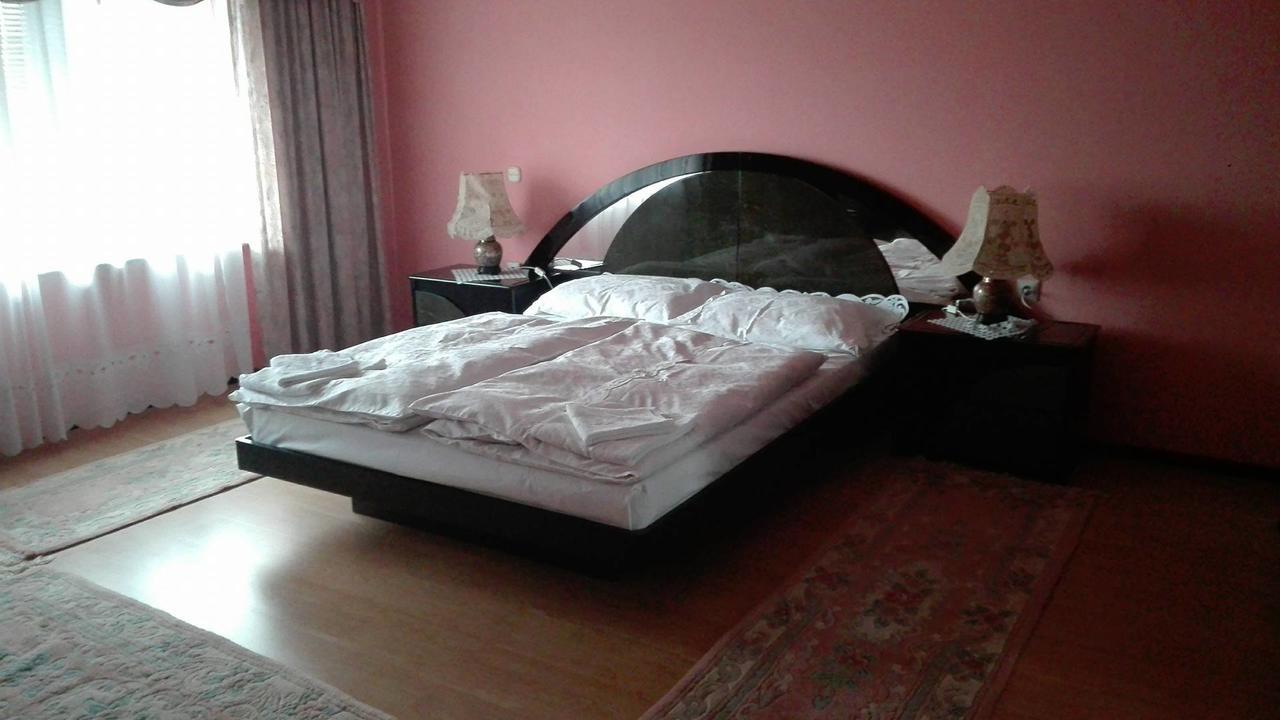 Domacinstvo Opavski Backi Petrovac Ngoại thất bức ảnh
